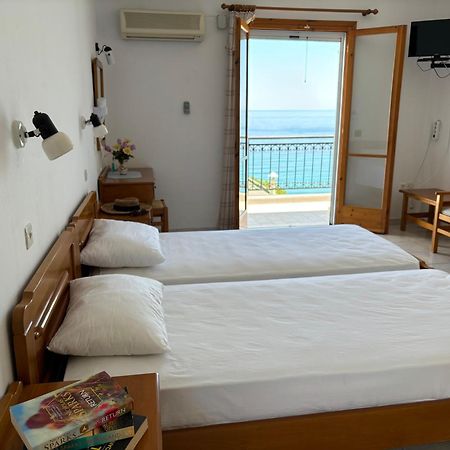 Friderica House 호텔 포로스 외부 사진