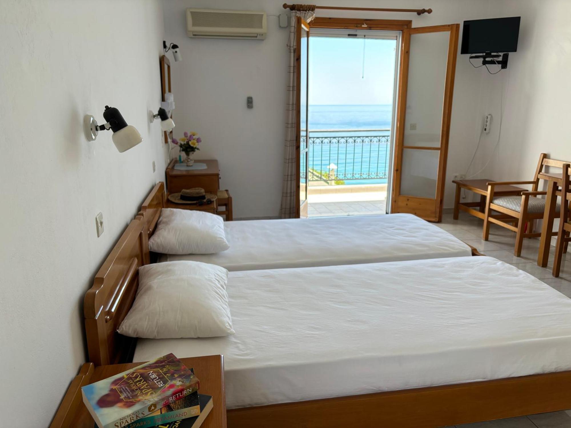 Friderica House 호텔 포로스 외부 사진