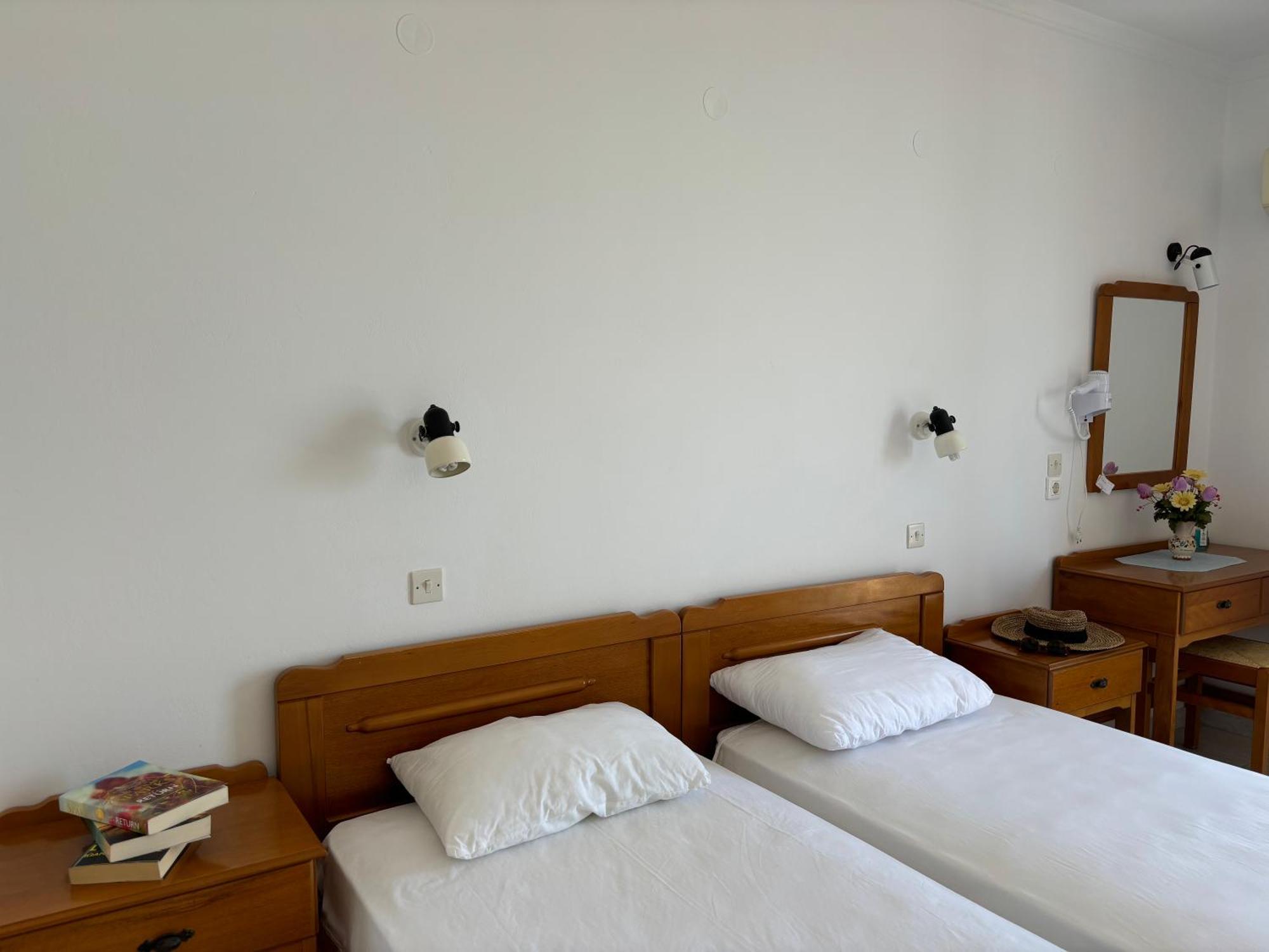 Friderica House 호텔 포로스 외부 사진